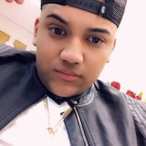 Meet your Posher, Isaac